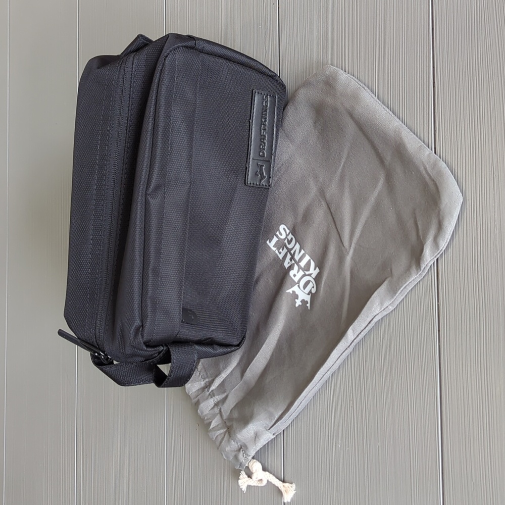 NWOT Draftkings DK Logo Black Travel Toiletry Accessory Bag 10"L x 4"W x 5.5"H